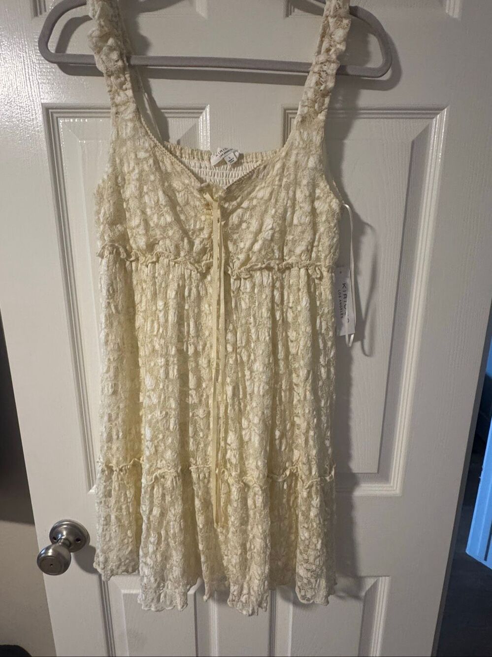 Kirious Los Angeles Cream Floral Lace Tiered Dress – Size L – NWT